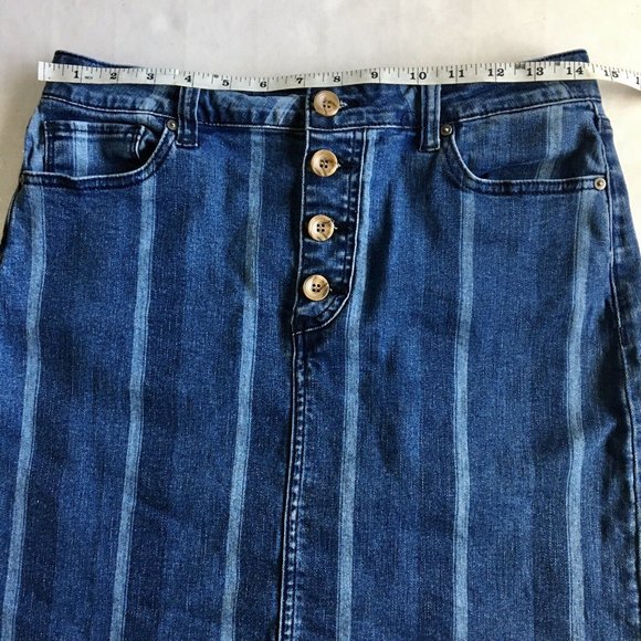 Velvet Heart Striped Blue Denim Pencil Skirt with Button Front Size 29 - Picture 4 of 5